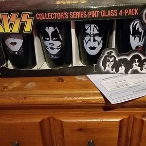 Kiss collectors 4 pack pint glasses